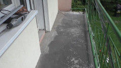 Odmień swój balkon: proste triki remontowe!