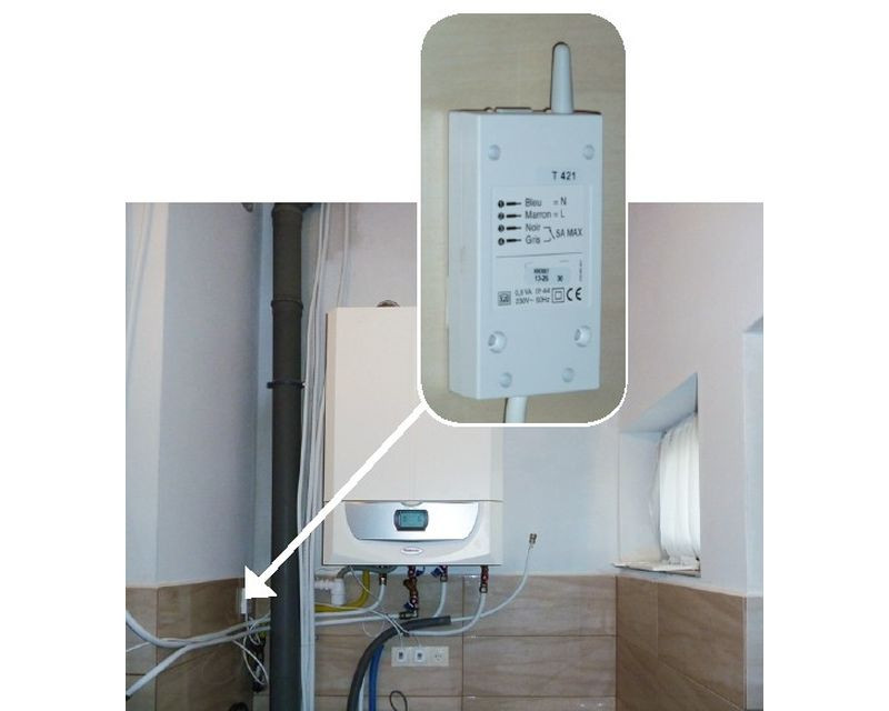 Czujkę odbierającą sygnał z termostatu pokojowego montuje się blisko kotła