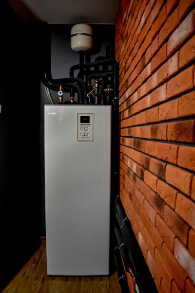 Kompaktowa centrala wewnętrzna NIBE BA-SVM