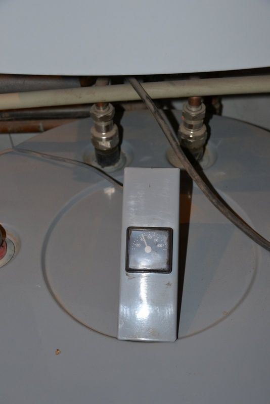 Wskaźnik temperatury wody na zasobniku c.w.u.