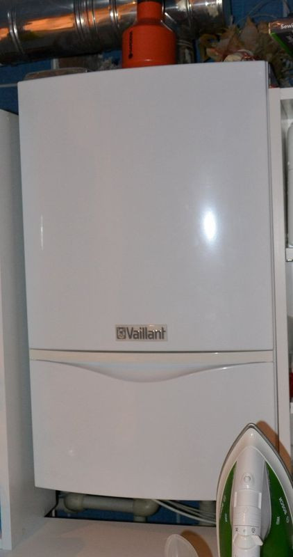 Wiszący kondensacyjny kocioł gazowy