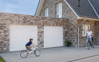 Garażowe bramy segmentowe RenoMatic w promocji do końca roku