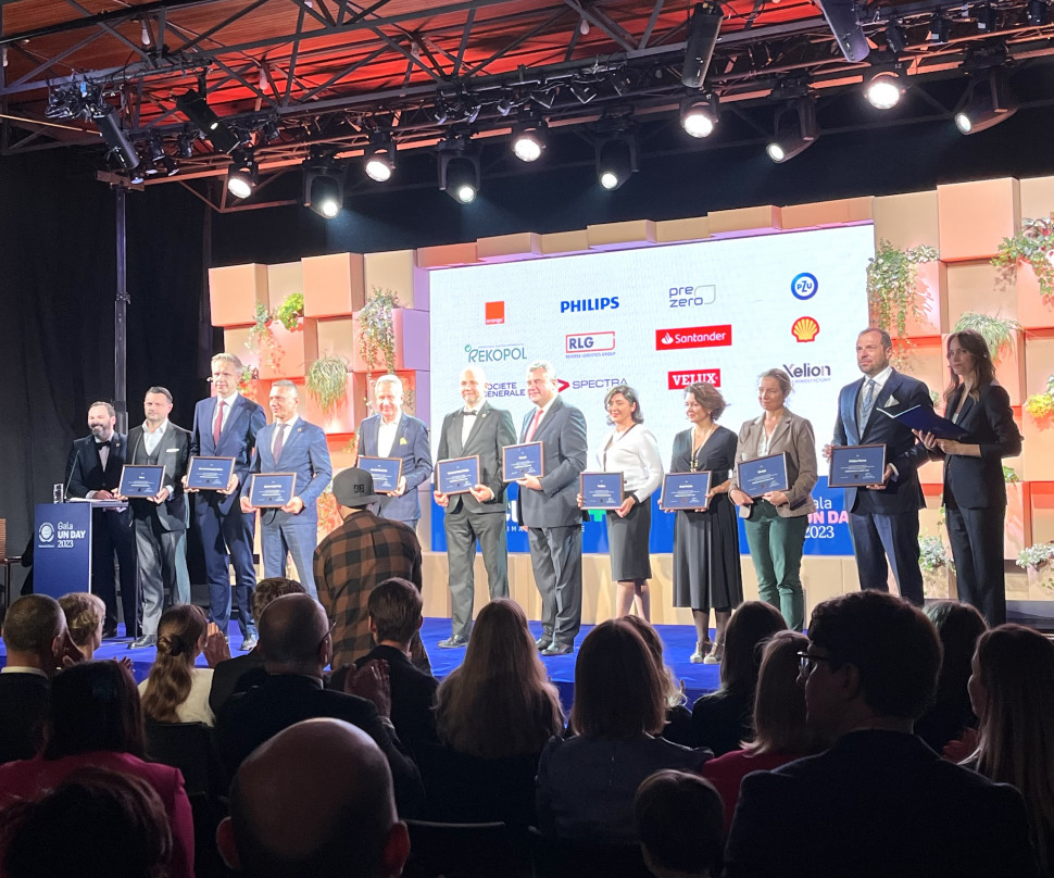 Nagrodę odebrał Przemysław Pokorski, Dyrektor Rynku VELUX Polska