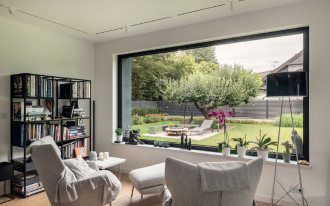 PATIO HST - duży format, dużo światła