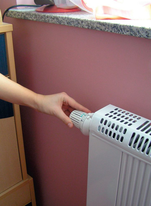 Głowica termostatyczna na grzejniku