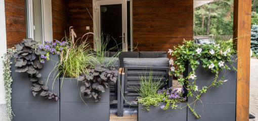 Od doniczek do wiaty samochodowej: całościowe rozwiązania dla ogrodu!