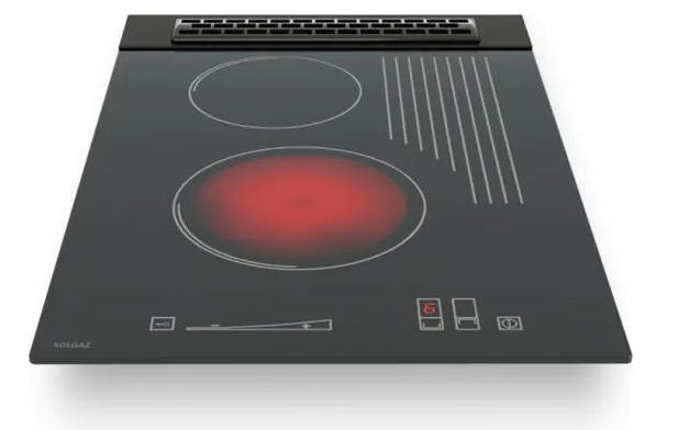 Nagrzane pole grzewcze płyty gazowej w technologii gaz pod szkłem. fot. Solgaz