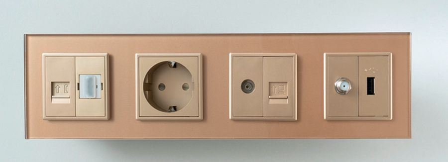 Gniazda w ramce modułowej