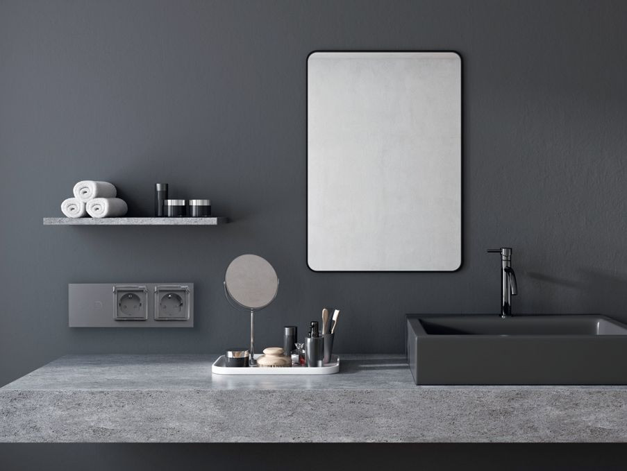 Gniazda z klapką w łazience