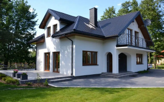 Tynki i farby fasadowe - czym się kierować przy wyborze?