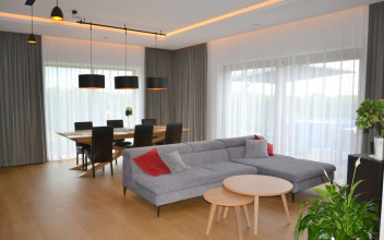 Posadzka z paneli winylowych - czyli jak oszukać teściową, że mamy drewniane podłogi