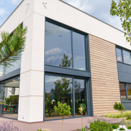 Ekologiczne okna i drzwi tarasowe, które powiększą dom o połowę! Zobacz najnowsze trendy!