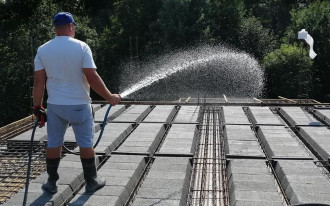 Jak to jest z tą wilgotnością w trakcie budowania?
