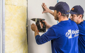 Dom z drewna - o czym pamiętać przy wykończeniu?