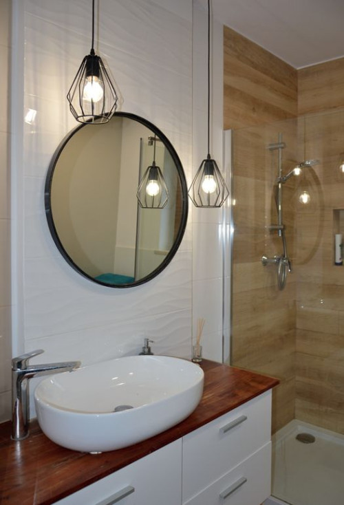 Łazienka z prysznicem