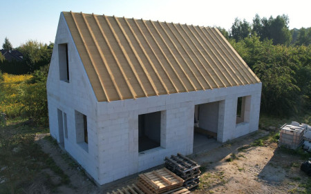 Zmiana materiału na ściany