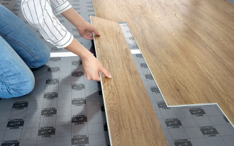 Drugie życie paneli - renowacja posadzki bez wyrywania!