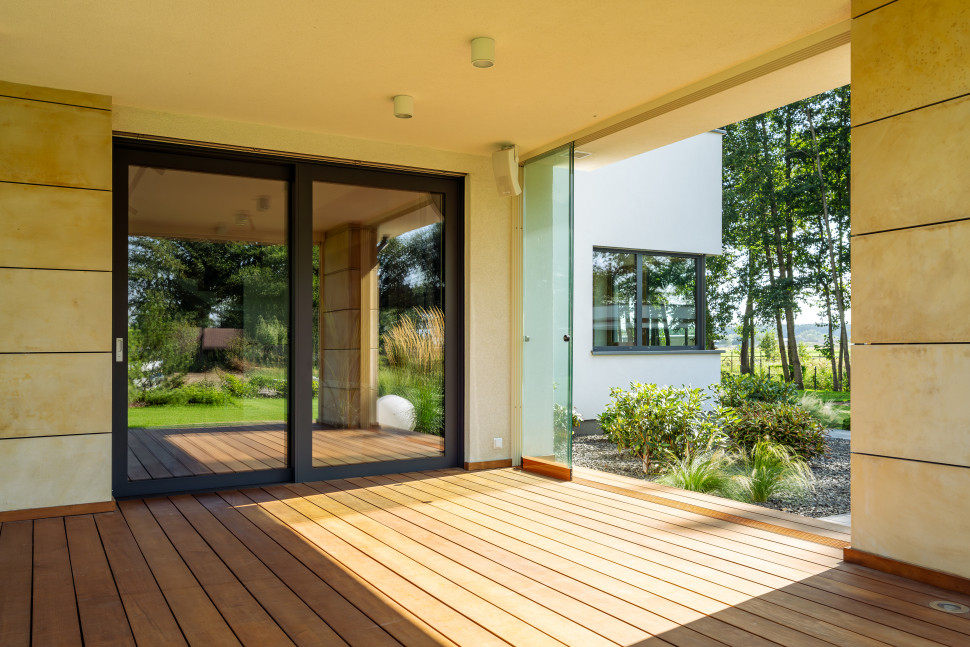 Drzwi tarasiwe i przeszlona kurtyna KRISPOL