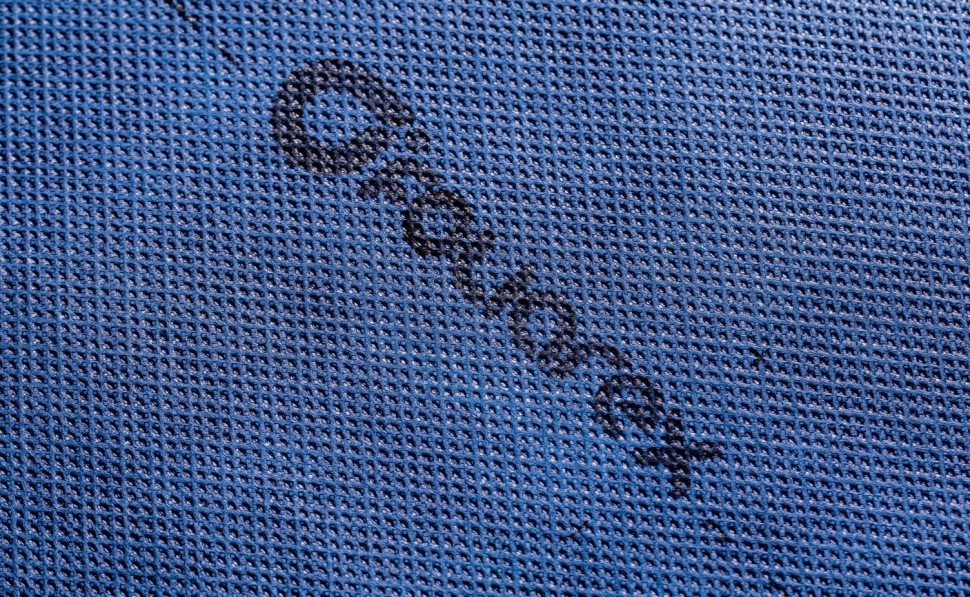 Tak wygląda z bliska wysokoparoprzepuszczalna, 4-warstwowa membrana dachowa