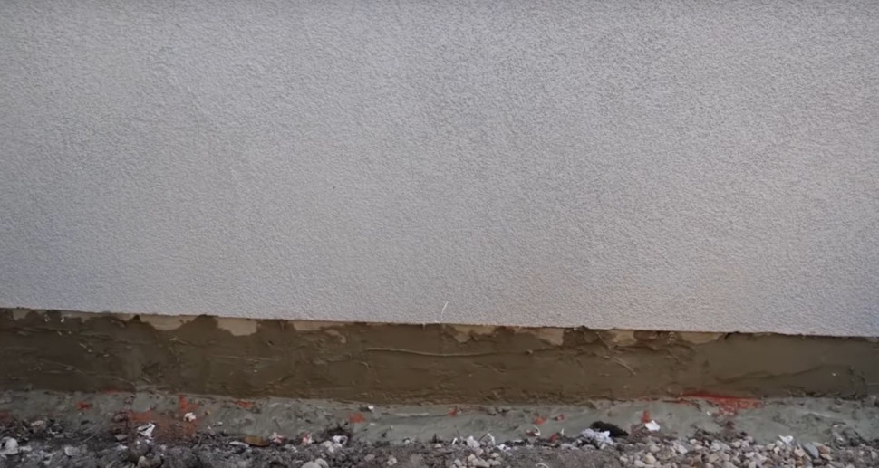 Ściana zabezpieczona przed ponownym zawilgoceniem i kapilarnym podciąganiem. fot. Ultrament