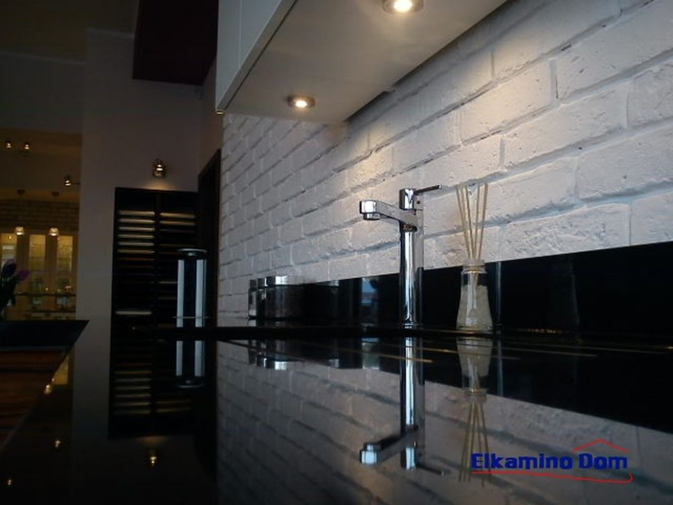 Ściana zabezpieczona preparatem matowym