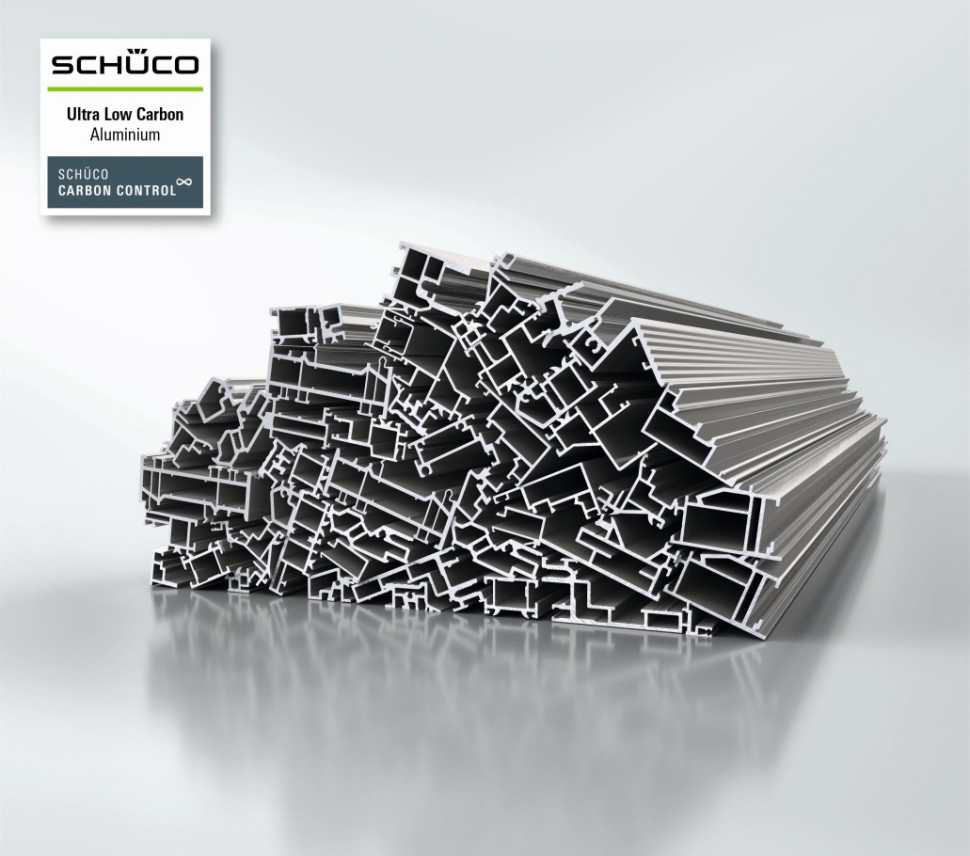 Dwie nowe odmiany aluminium Schüco o obniżonej zawartości CO2 mają deklaracje EPD.