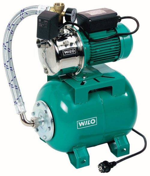 Zestaw hydroforowy to pompa samozasysająca połączona ze zbiornikiem hydroforowym