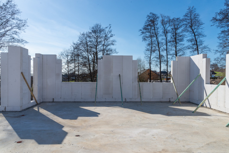 Stawianie ścian w technologii Ytong Panel SWE