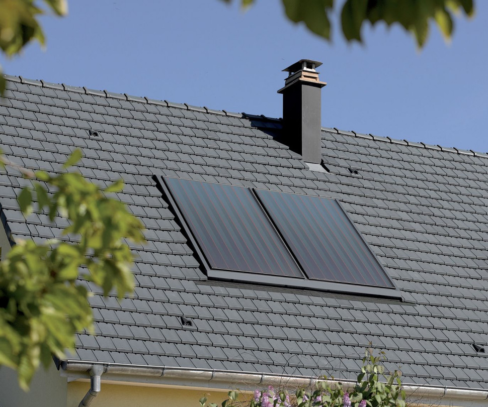 Kolektory słoneczne montuje się na najbardziej nasłonecznionej połaci dachu
