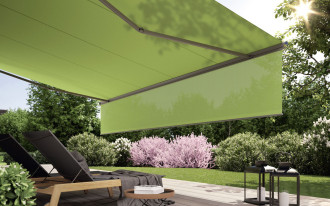 Markiza czy żagiel na taras? Wybierz idealną ochronę przed słońcem!