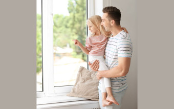 Jakie okna będą bezpieczne dla dzieci? Pakiet Awi Kids