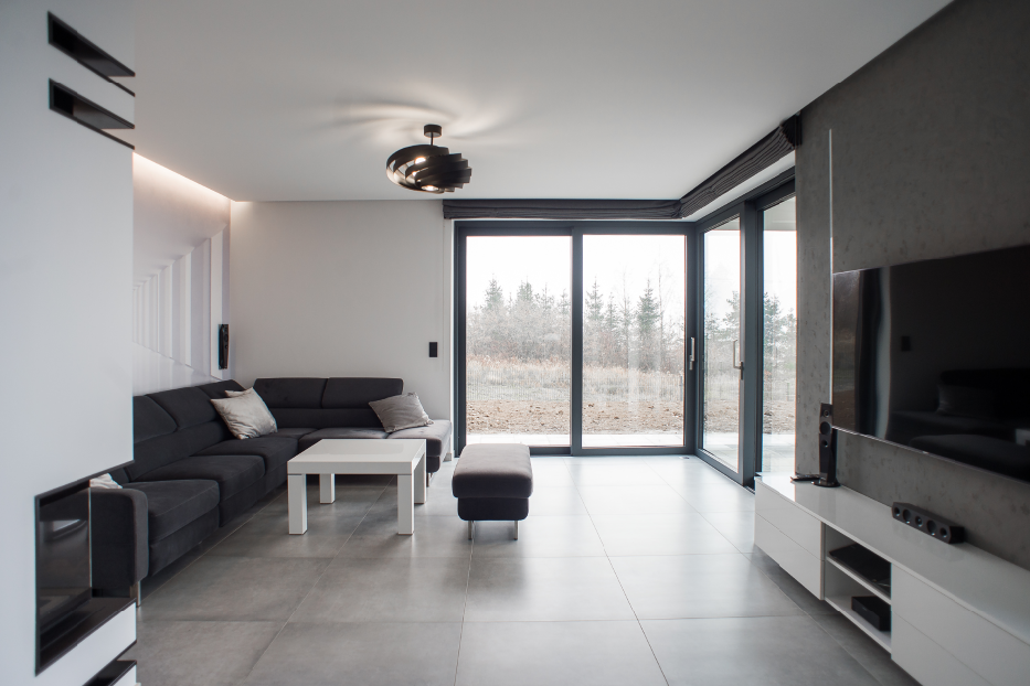 Z wyborem technologii i wyglądu elementów stolarki otworowej ściśle wiąże się wybór producenta.