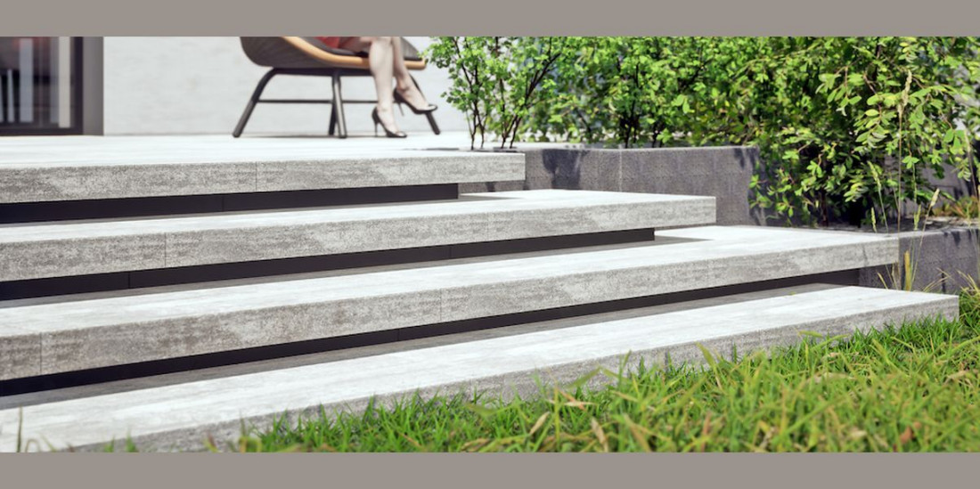 Jak szybko zbudować lekkie schody zewnętrzne z gotowych stopni betonowych?