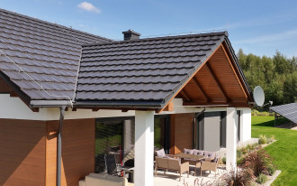 Jakie są kluczowe czynniki wpływające na jakość dachówek ceramicznych?