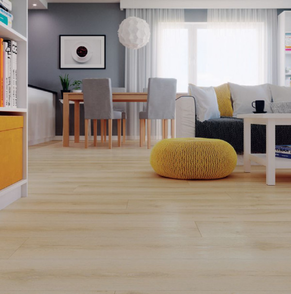 Panele winylowe w salonie