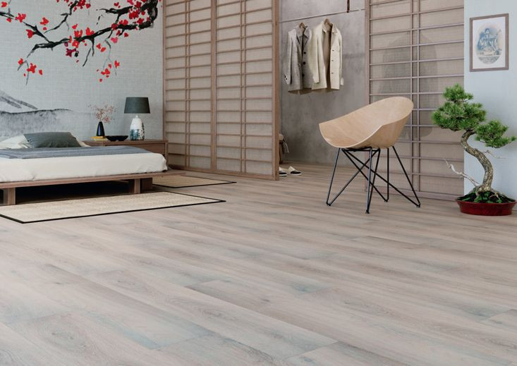 Panele winylowe w pokoju urządzonym w stylu japońskim