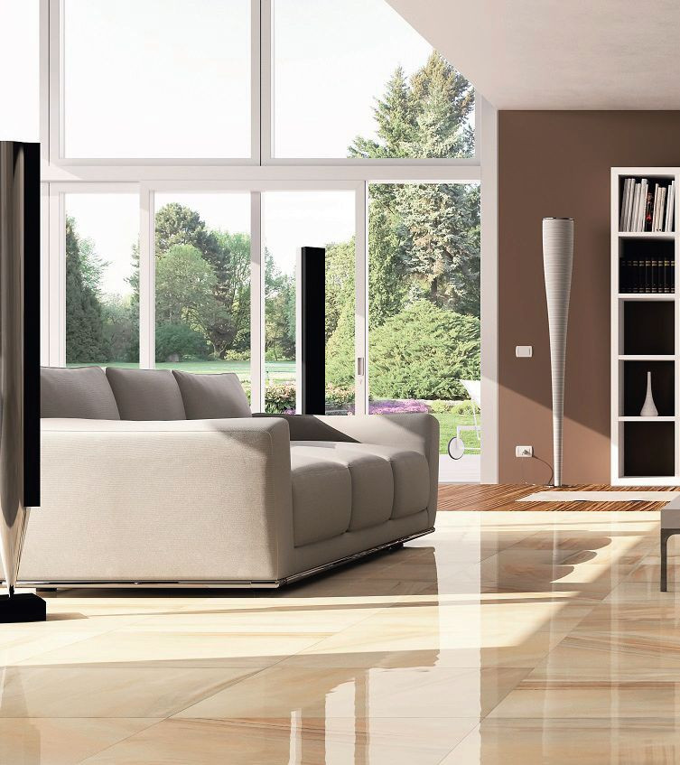 Płyty gresu w salonie