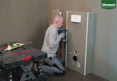 Czym obudować stelaż WC i jak uniknąć błędów przy zabudowie?