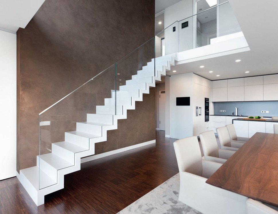 Balustrada pełna, bez pochwytu, wykonana ze szkła hartowanego, laminowanego