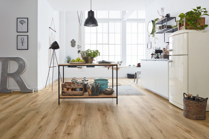 Jak wybrać panele podłogowe do kuchni? 
