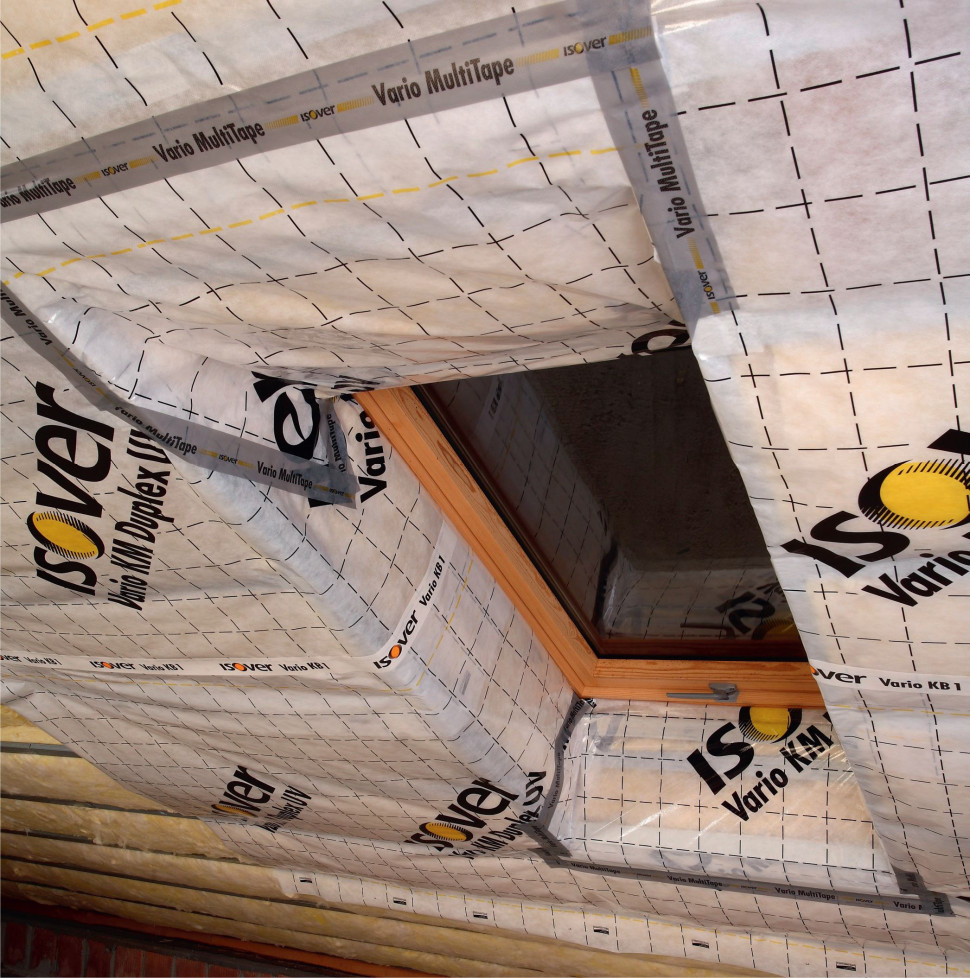 Folia paroizolacyjna musi być ułożona przede wszystkim szczelnie