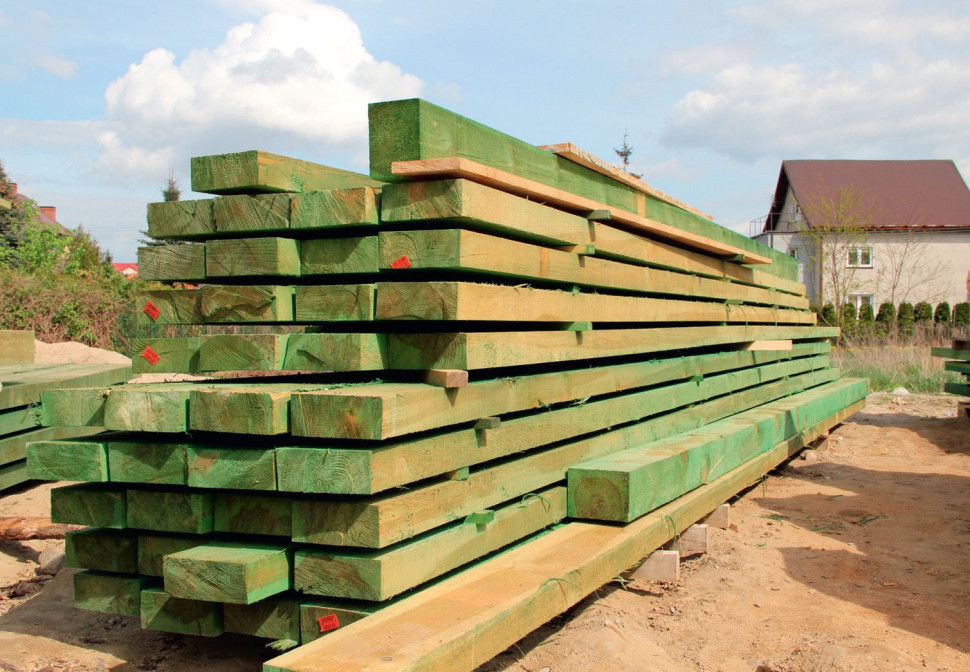 Drewno na więźbę powinno być wysuszone i impregnowane