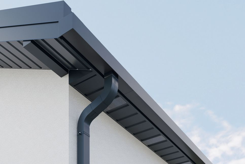 Rynna o kwadratowym przekroju, rura spustowa również kwadratowa