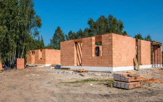 Ciepło, komfort i ekologia - poznaj zalety ceramiki poryzowanej