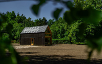 Produkuj odnawialną energię elektryczną ze stalowym dachem fotowoltaicznym 2w1 SOLROOF