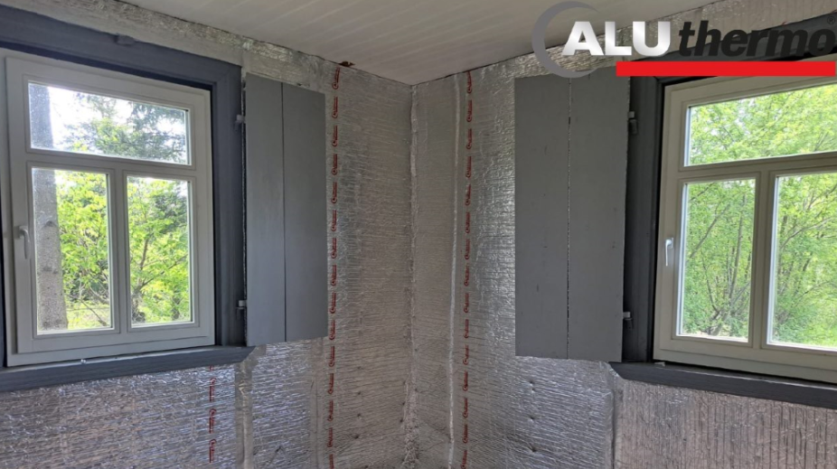 Izolacja ścian 100-letniego domu z bali