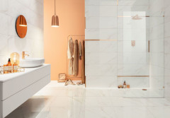 Łazienka w złocie: jakie płytki wybrać do idealnej aranżacji?