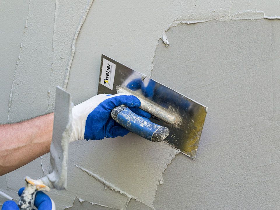 Po około 2 – 3 godzinach można nakładać drugą warstwę