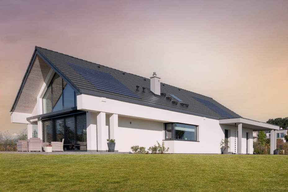 Dachówka betonowa Braas Teviva, kolor czarny.