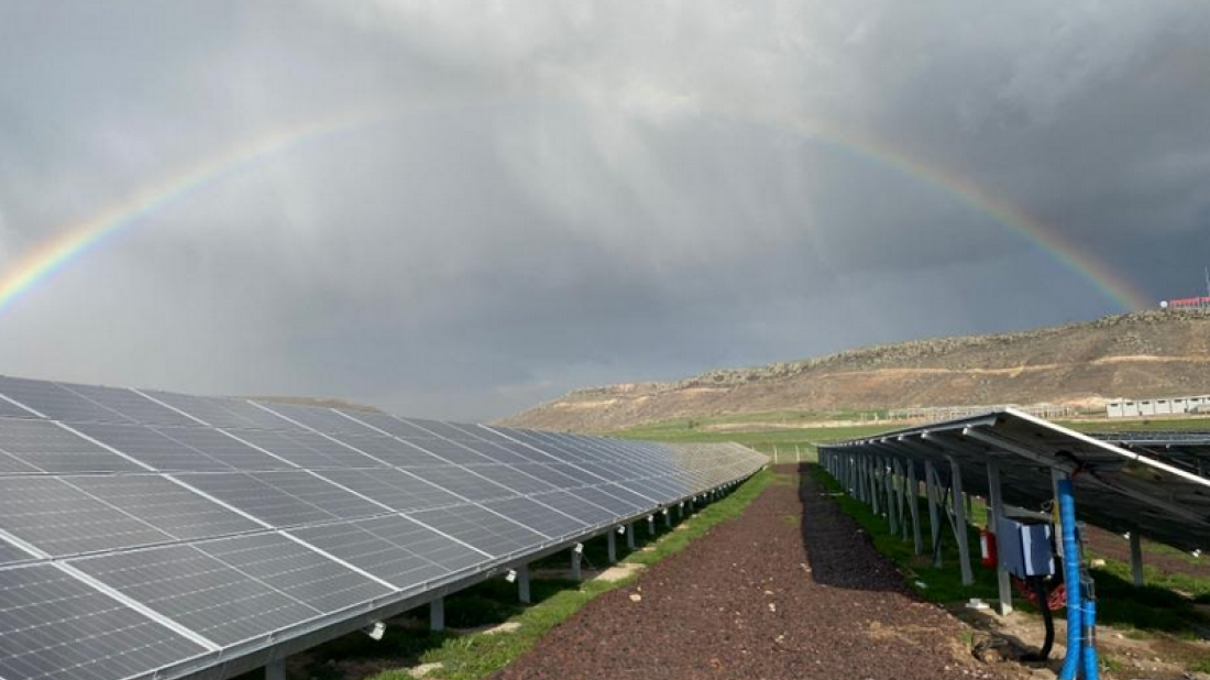 Instalacje fotowoltaiczne powyżej 50 kW. Jak je zbudować zgodnie z prawem?